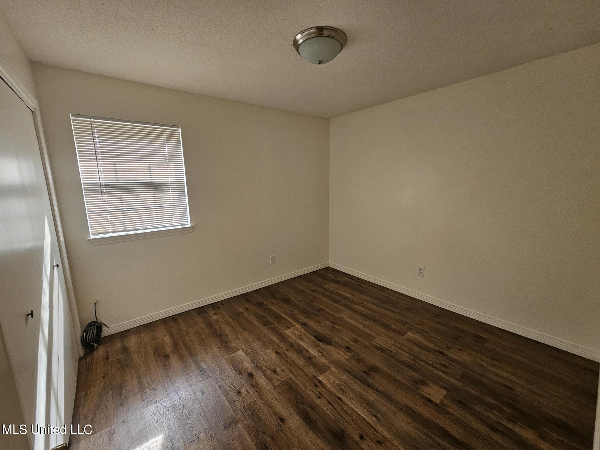 2190 Baywood Drive Biloxi, MS 39532 - Photo 8 of 14 room #2