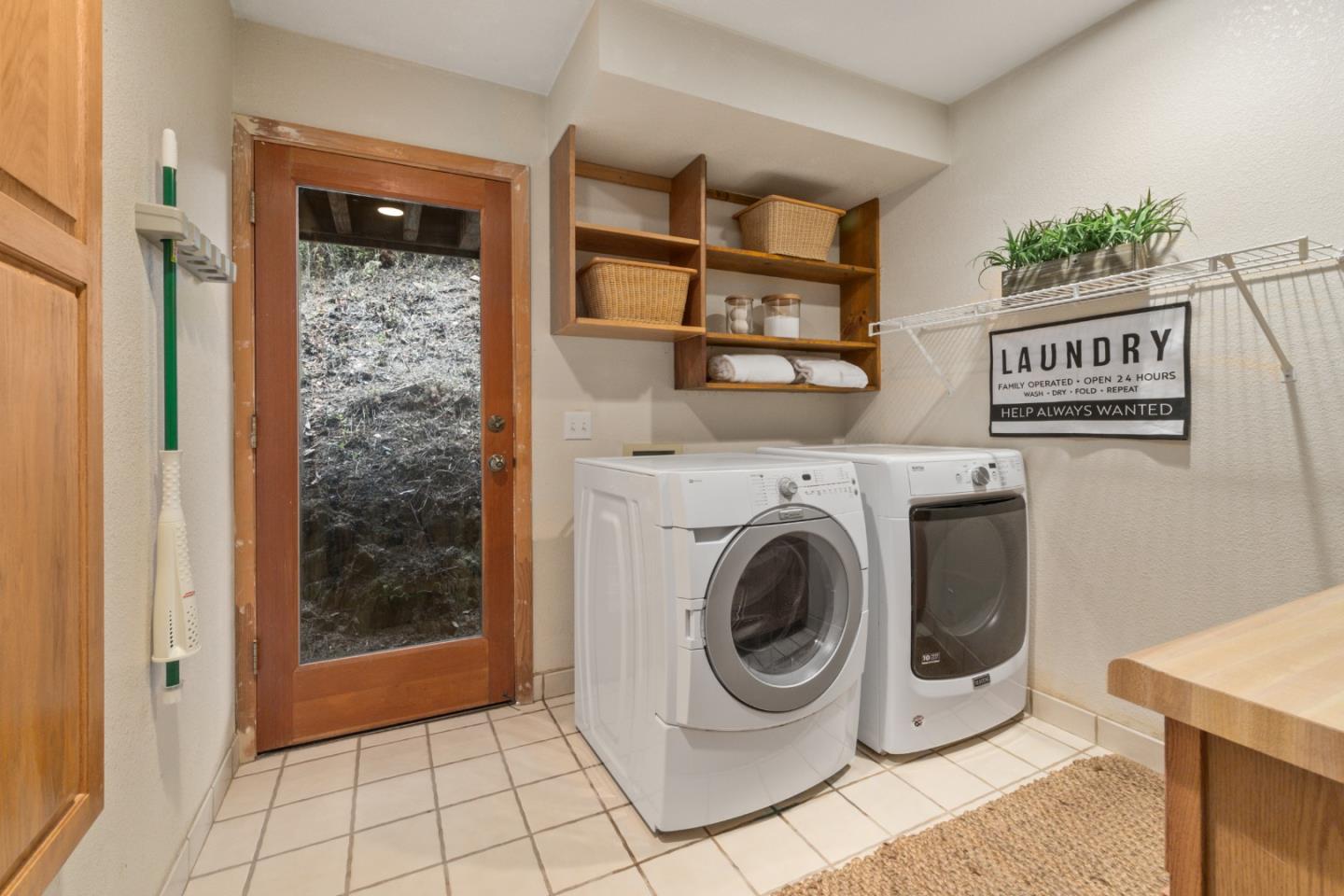 2345 Laurel Glen Road Soquel, CA 95073 - Photo 14 of 63 a utility room with dryer and washer