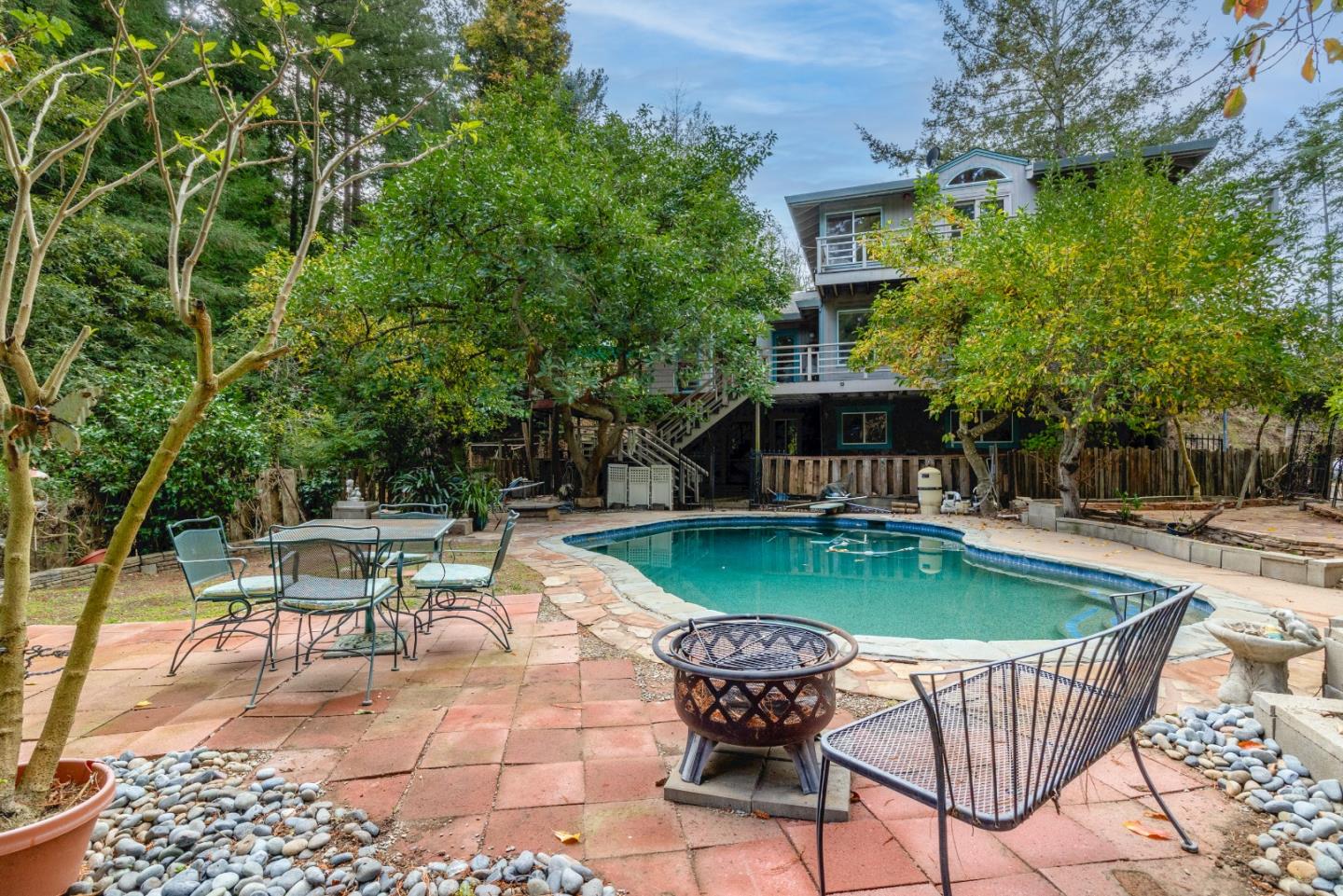 2345 Laurel Glen Road Soquel, CA 95073 - Photo 55 of 63 a view of a house with swimming pool and sitting area