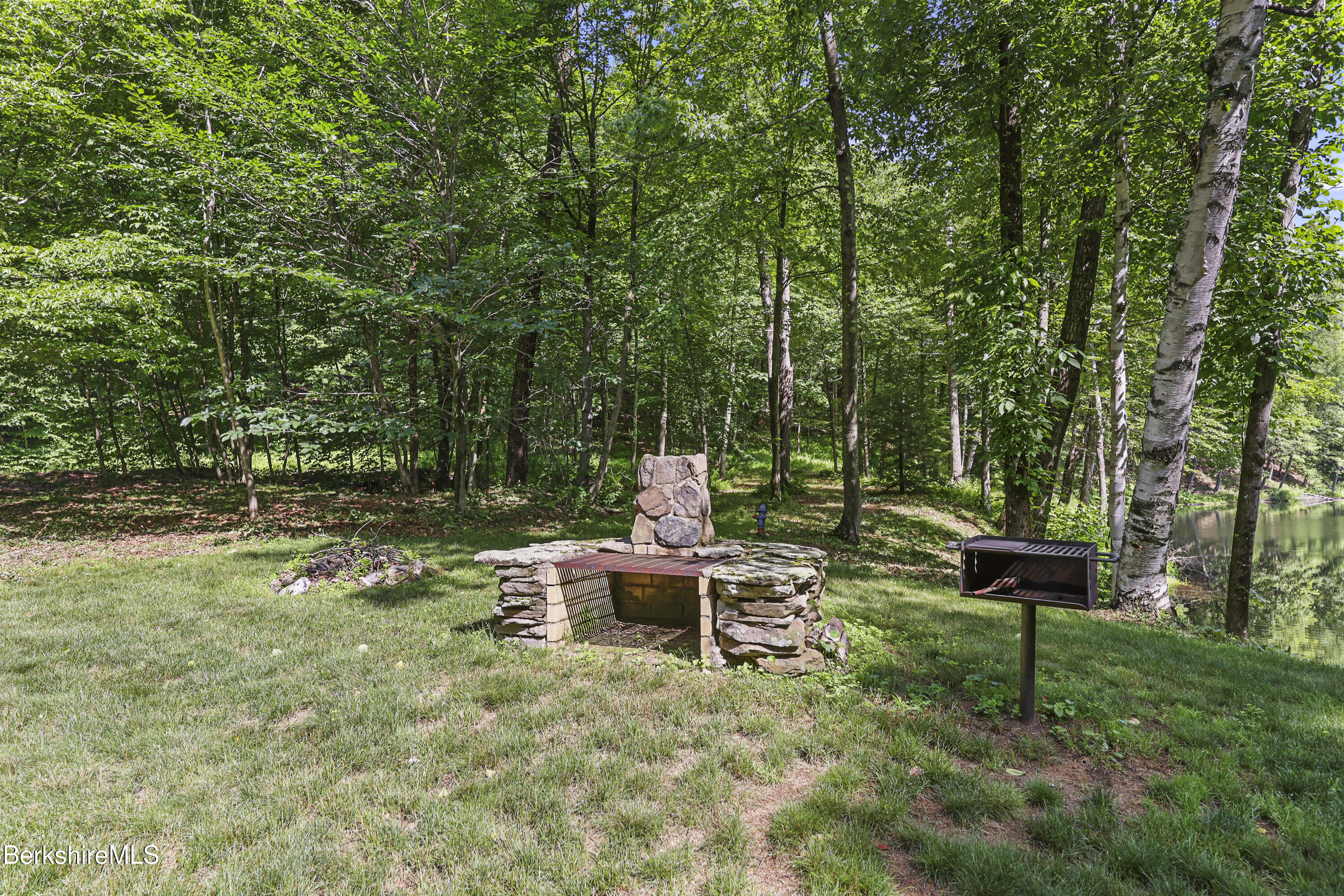 87 Old Orebed Road Lanesborough, MA 01237 - Photo 57 of 77 picnic area