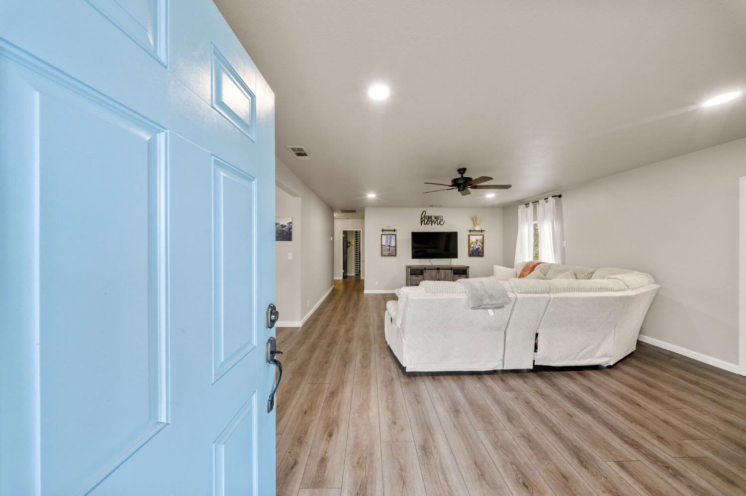 1313 Old Tim Bell Road Waterford, CA 95386 - Photo 2 of 18