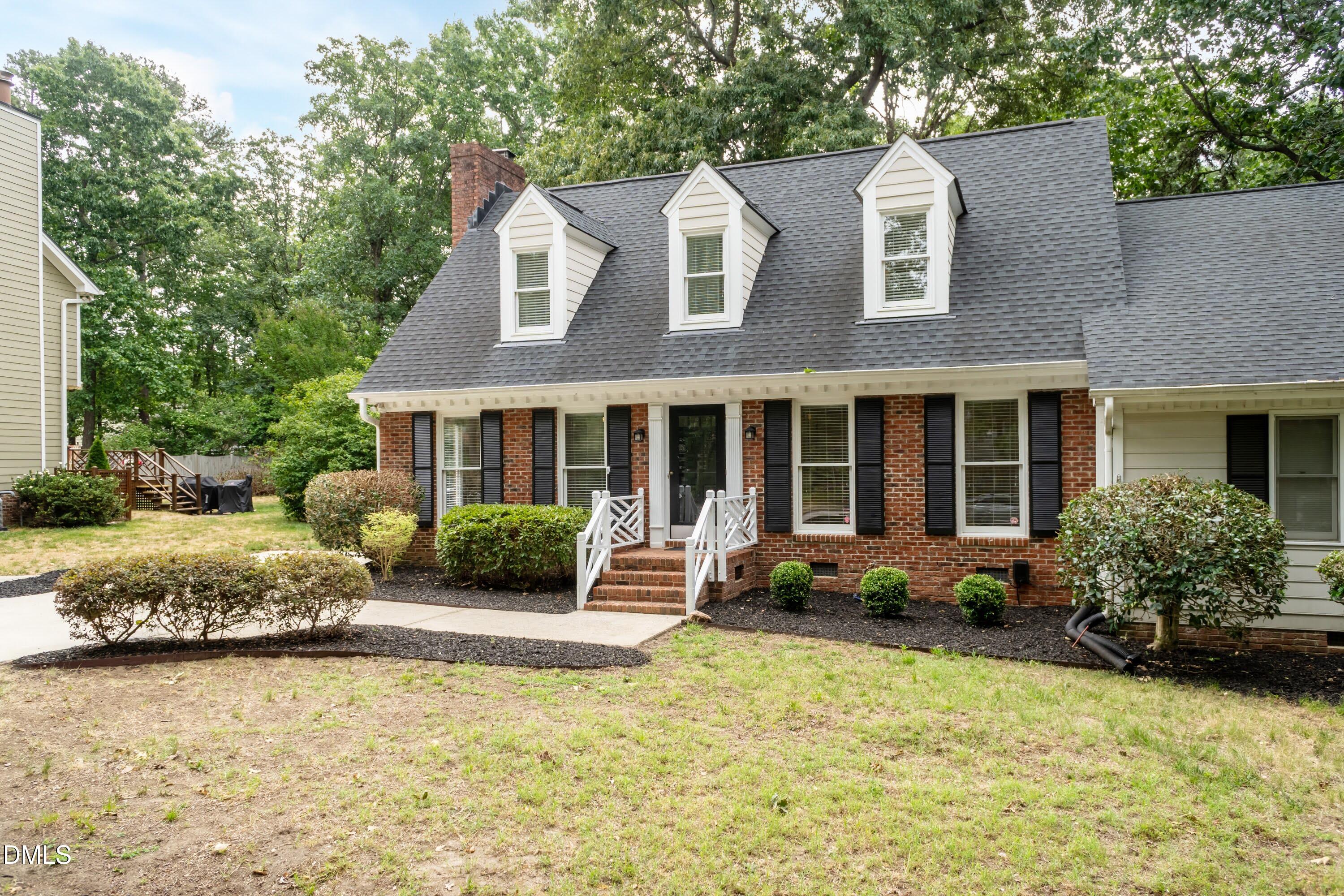 2621 Sawmill Road Raleigh, NC 27613 - Photo 2 of 39