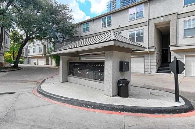 $2,200 | 2201 Wolf Street, Unit 1101, Dallas, TX 75201