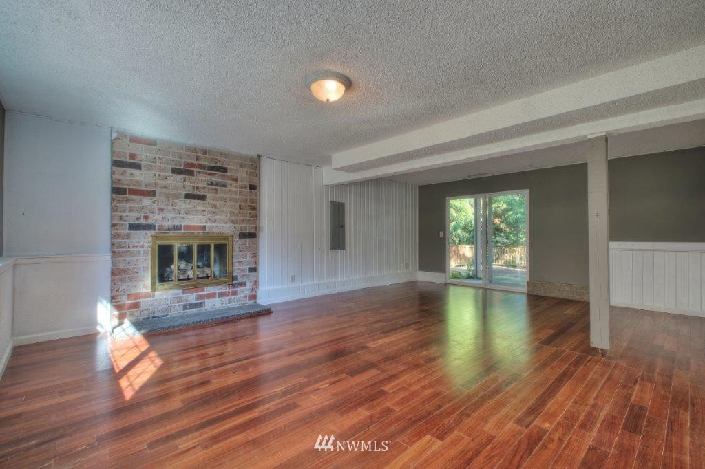 31220 36th Avenue Southwest Federal Way, WA 98023 - Photo 7 of 10