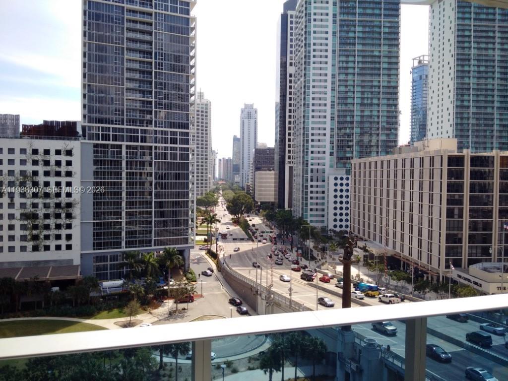 200 Biscayne Blvd Way, Unit 906 Miami, FL 33131 - Photo 4 of 44 a view of a balcony with a potted plants