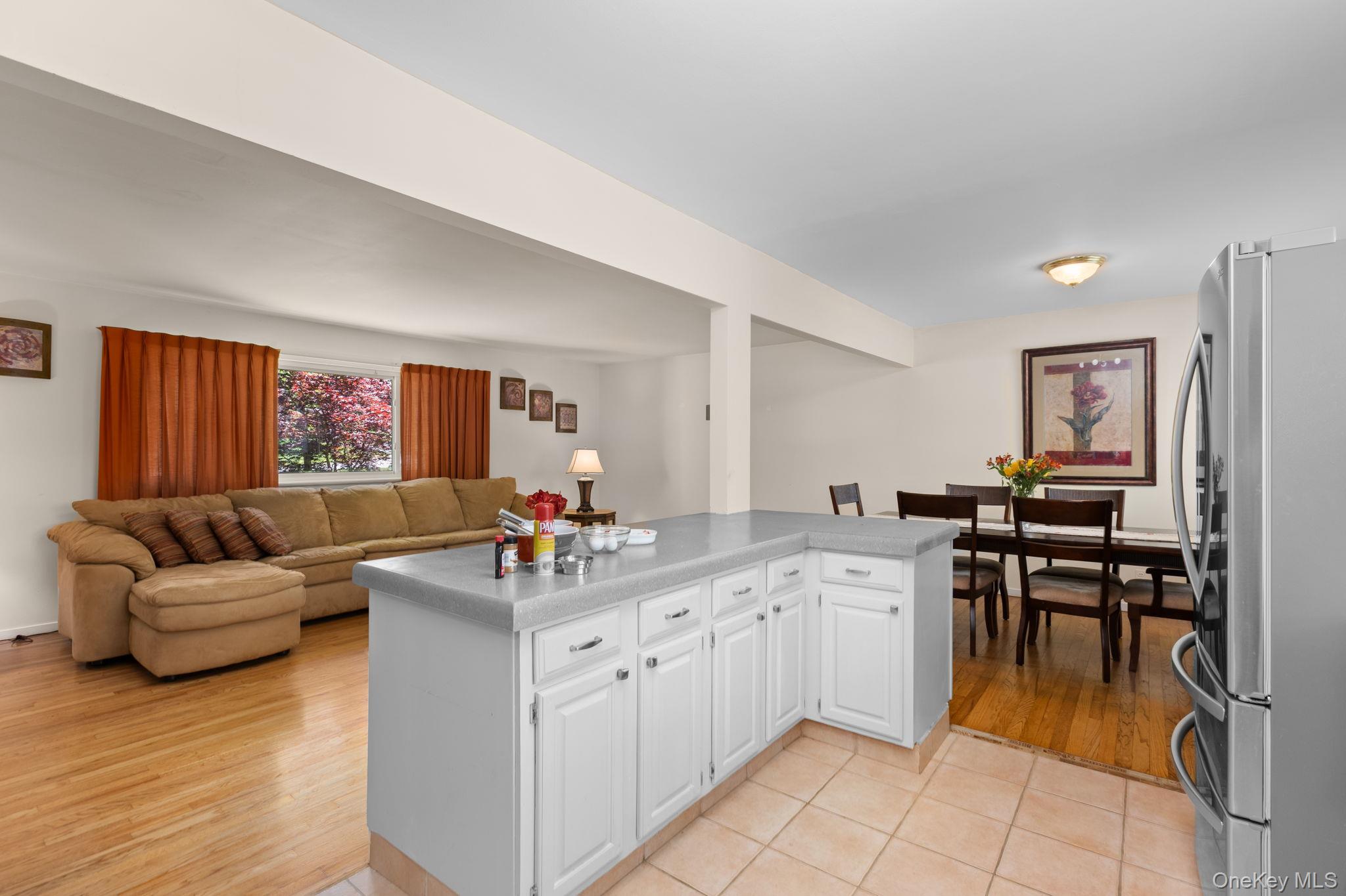 351 London Road Yorktown Heights, NY 10598 - Photo 14 of 32