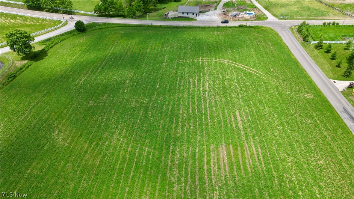 Peabody Kent Road Dundee, OH 44624 - Photo 8 of 26