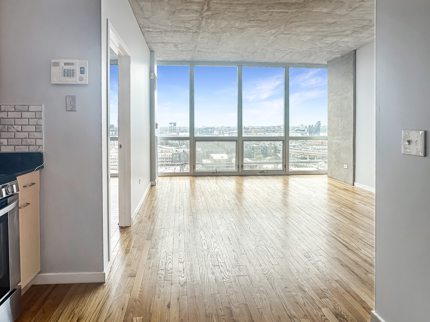 1845 South Michigan Avenue, Unit 1602 Chicago, IL 60616 - Photo 6 of 24