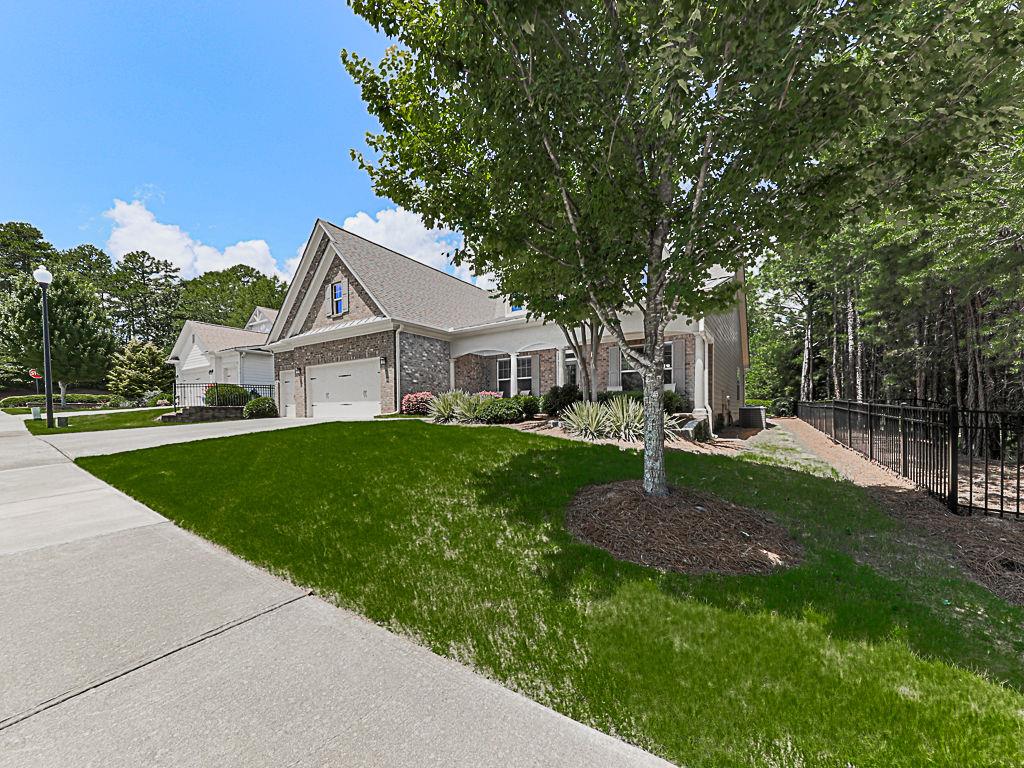 105 Laurel Overlook Canton, GA 30114 - Photo 6 of 77
