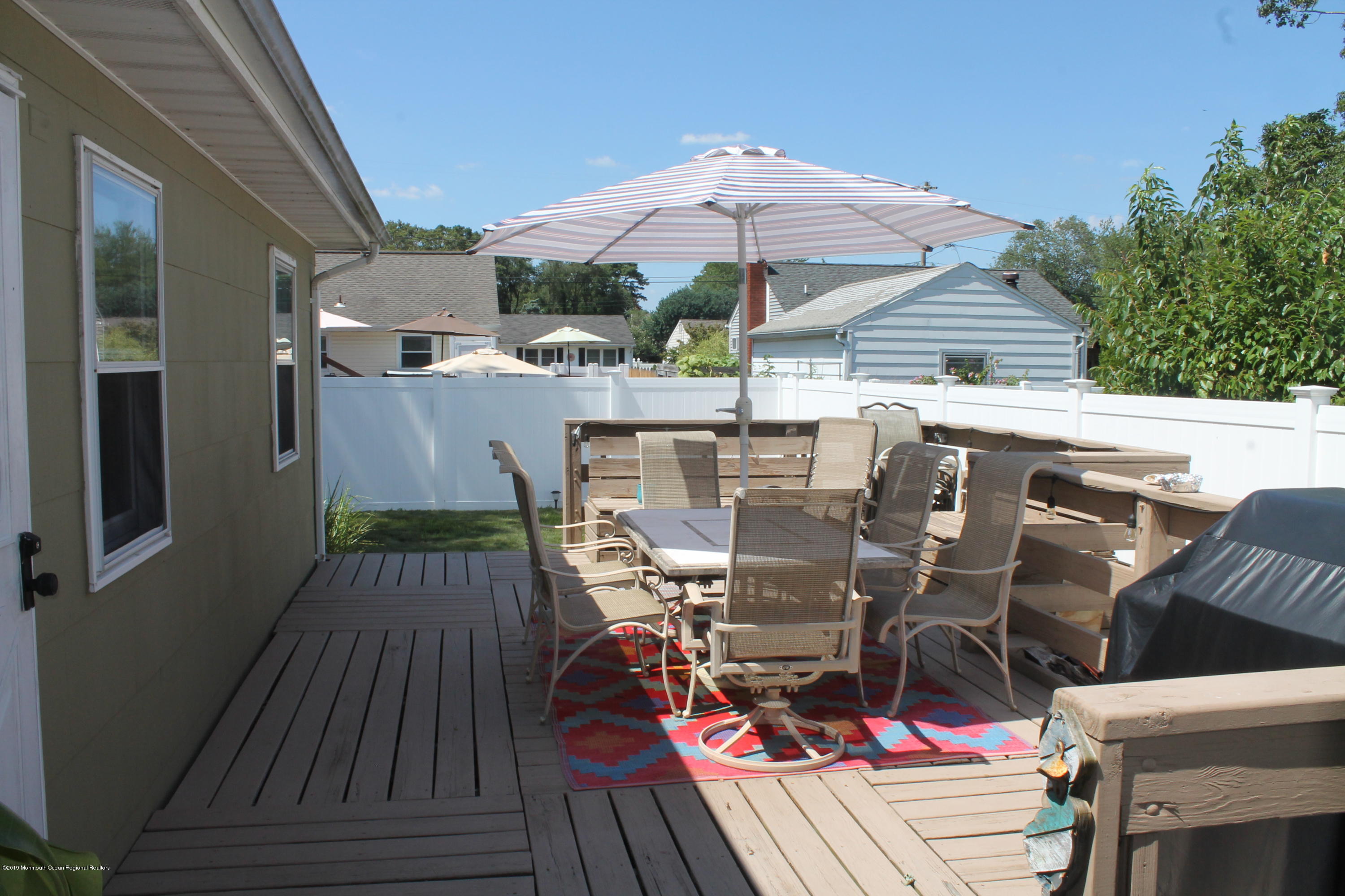 226 Teal Road Brick, NJ 08723 - Photo 8 of 16 Deck !!