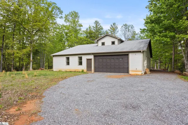 $739,900 | 181 Cherokee Hill Ridge Road, Pickens, SC 29671
