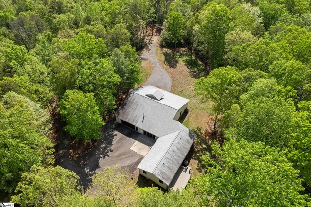 $739,900 | 181 Cherokee Hill Ridge Road, Pickens, SC 29671