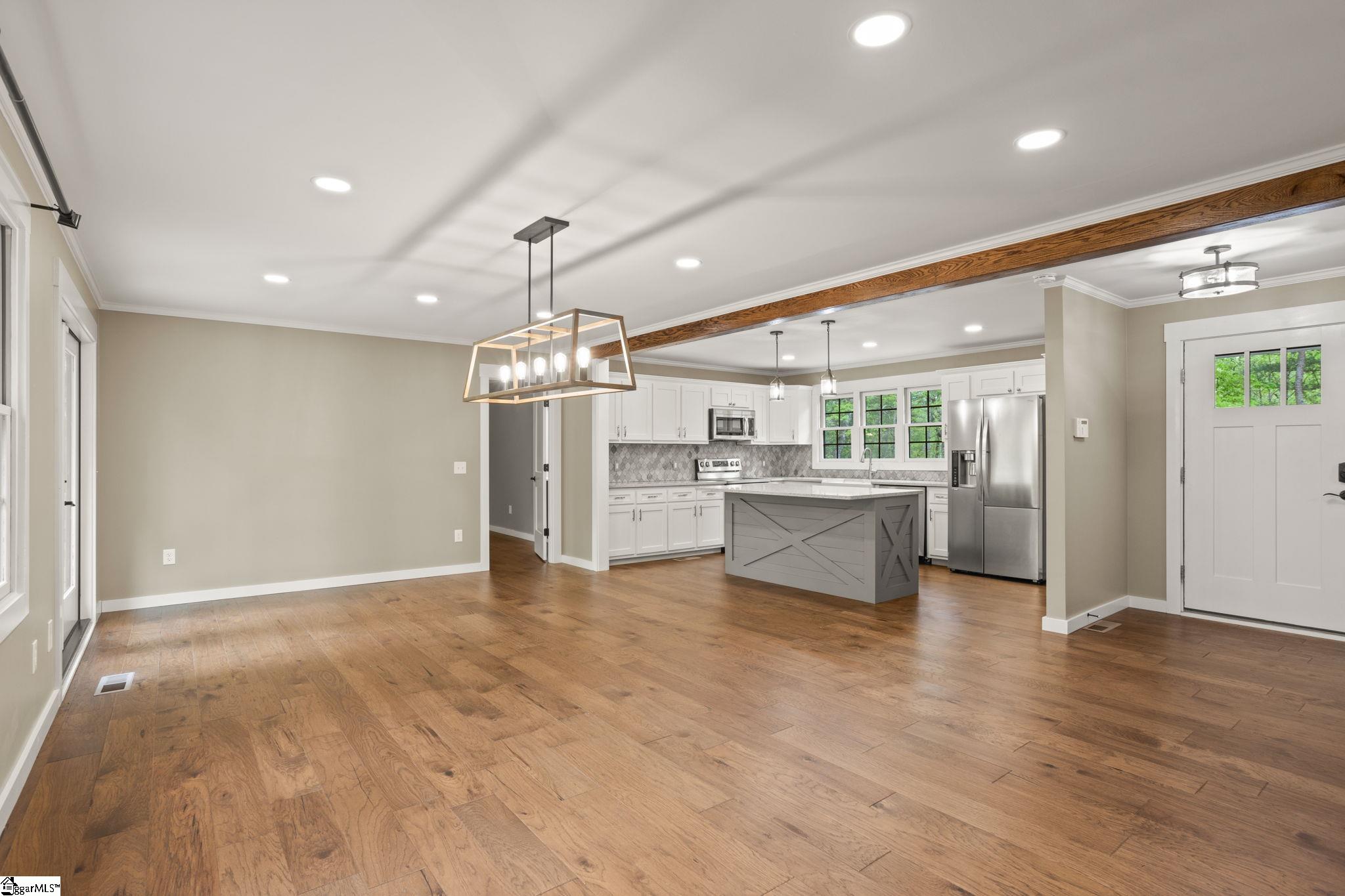 181 Cherokee Hill Ridge Road Pickens, SC 29671 - Photo 5 of 47