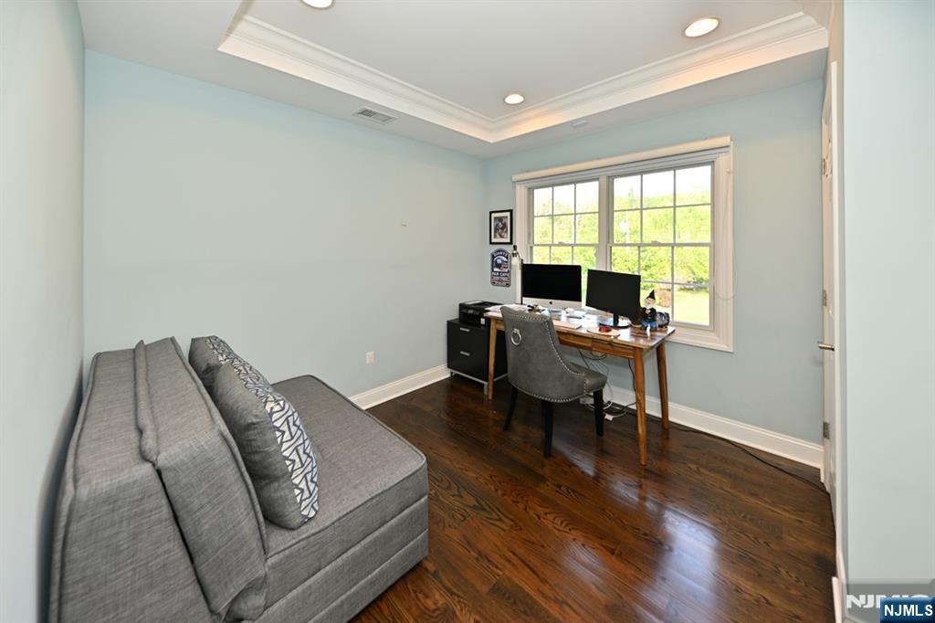 40 Plymouth Road Hillsdale, NJ 07642 - Photo 17 of 33 a work room with furniture and a window