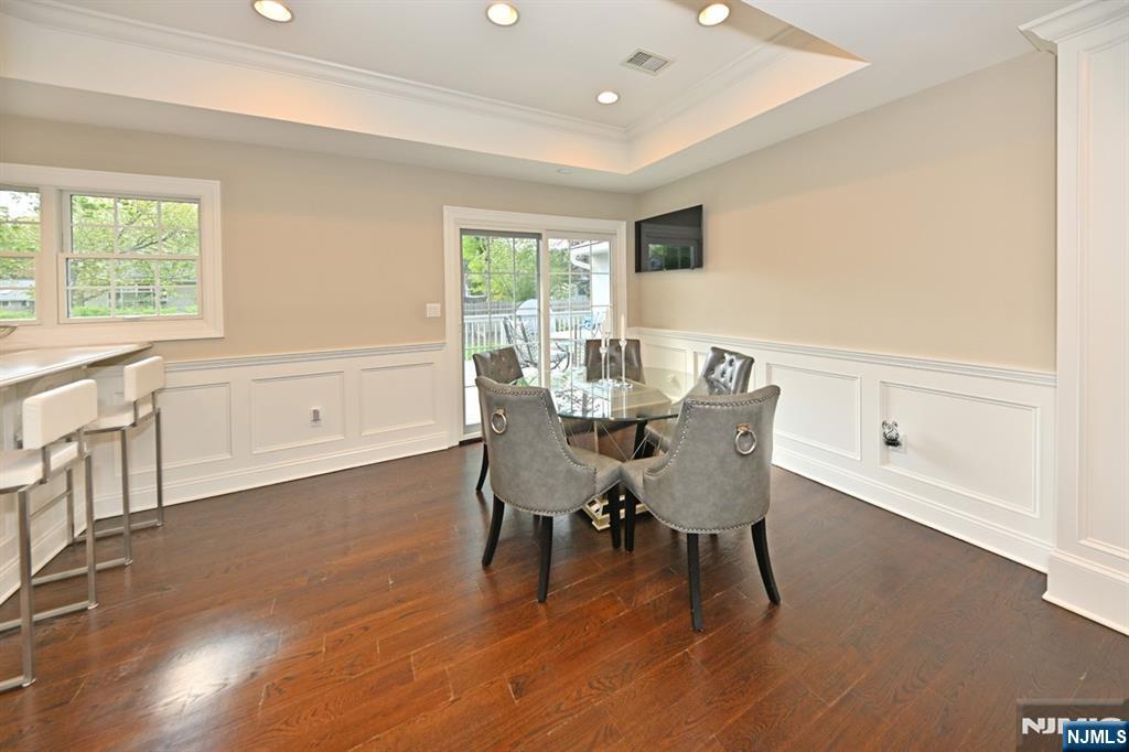40 Plymouth Road Hillsdale, NJ 07642 - Photo 6 of 33 a view of a dining room with furniture and wooden floor