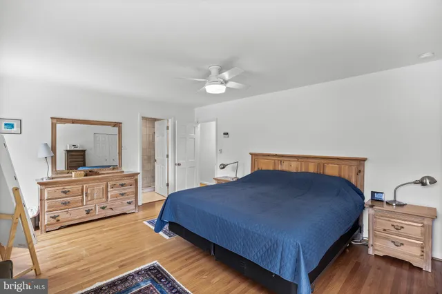 $1,150,000 | 744 Signal Light Road, Moorestown, NJ 08057