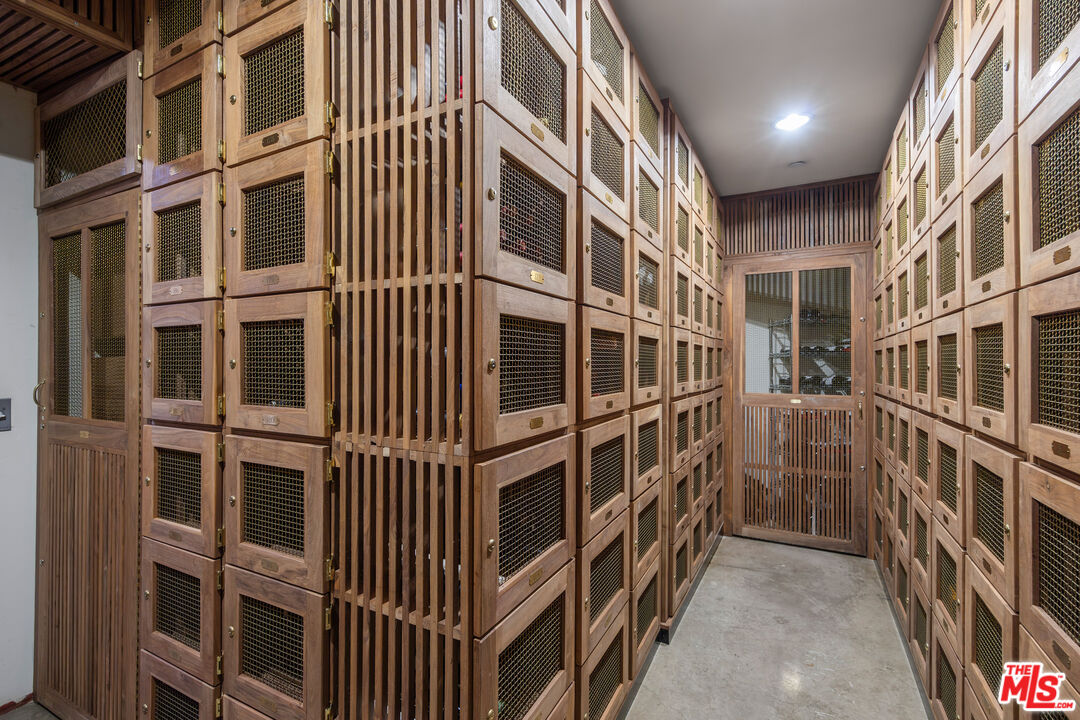 13650 Marina Pointe Drive, Unit 908 Marina del Rey, CA 90292 - Photo 26 of 33 a view of front door of building