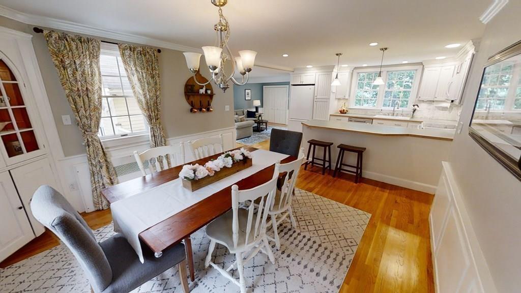 13 Wentworth Road Reading, MA 01867 - Photo 8 of 42 Gallery Image 8