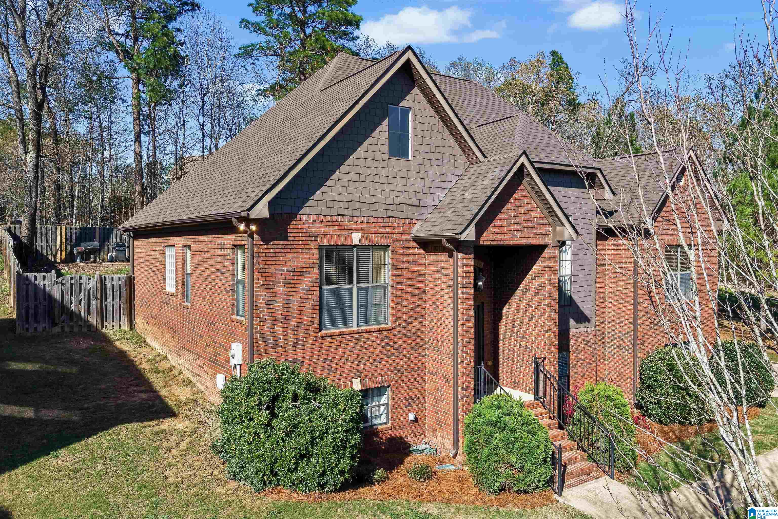 236 Thoroughbred Lane Alabaster, AL 35007 - Photo 3 of 68
