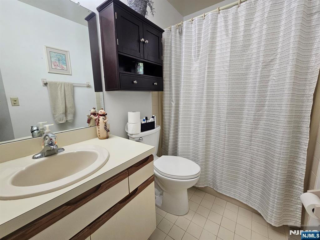 105 Magnolia Road Ramsey, NJ 07446 - Photo 7 of 12