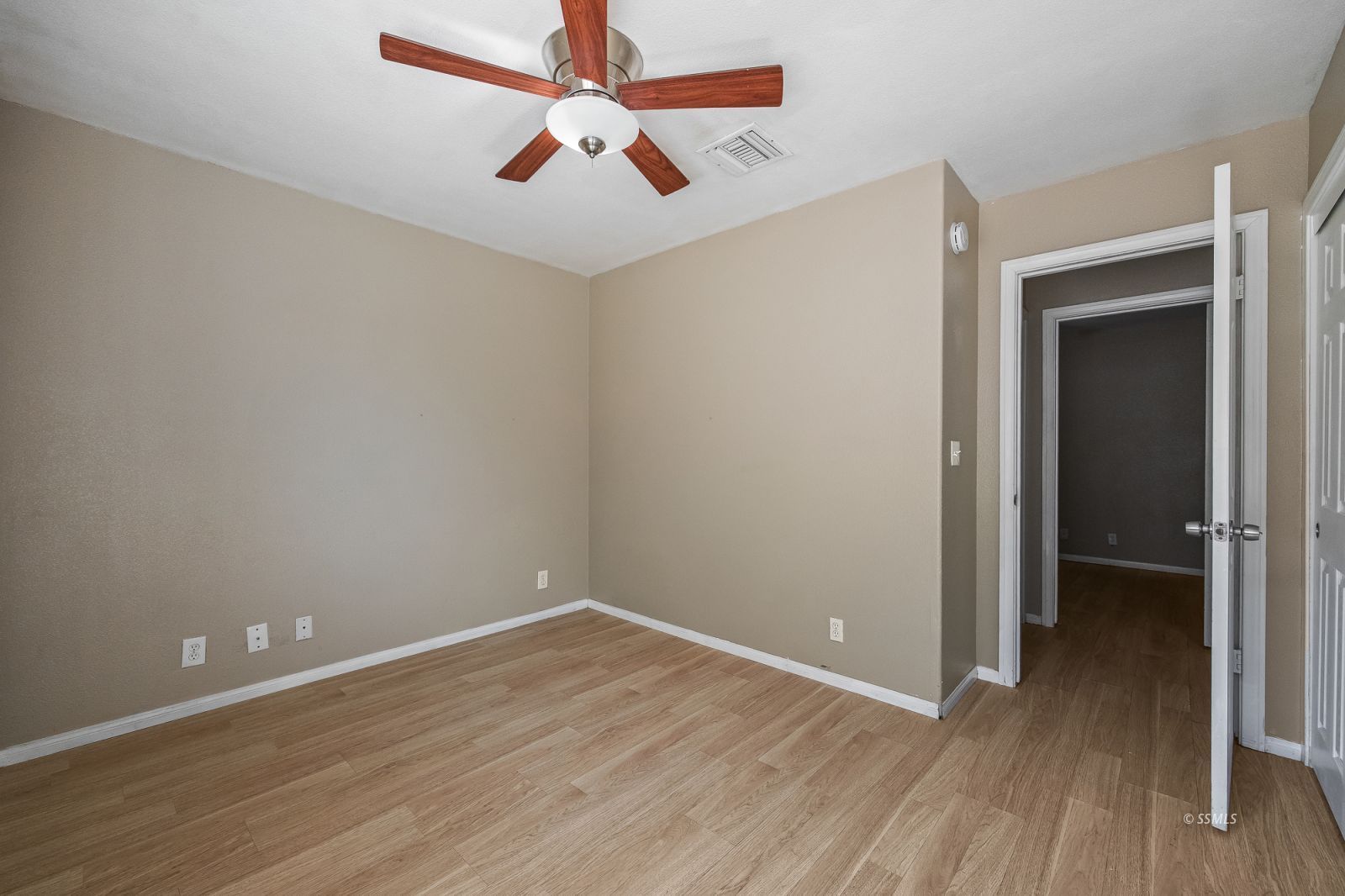 1104 West Coronado Avenue Ridgecrest, CA 93555 - Photo 13 of 21