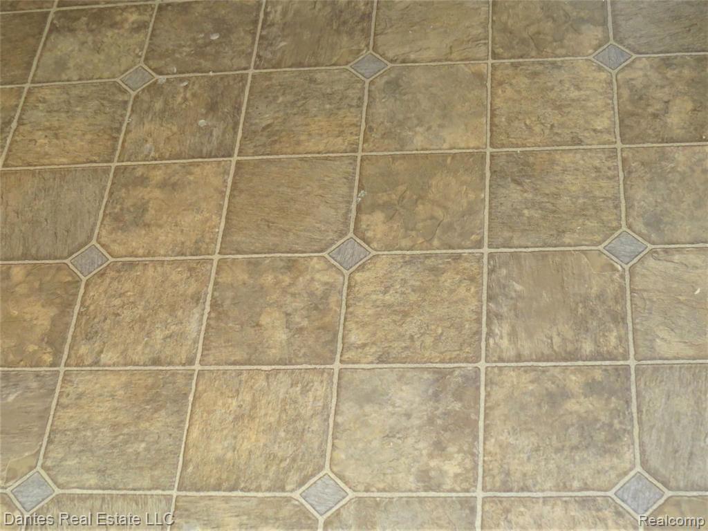 4200 Hampton Ridge Boulevard, Unit 79 Howell, MI 48843 - Photo 35 of 41