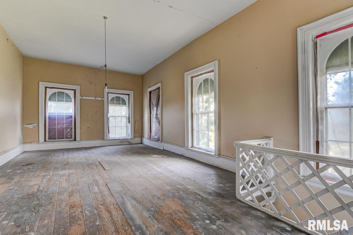 18029 North County Line Road Virden, IL 62690 - Photo 28 of 49
