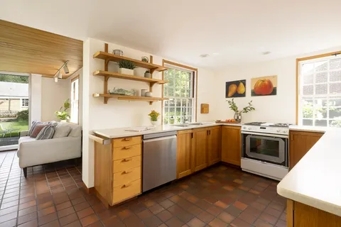 $4,300,000 | 19 Gray Gardens East, Cambridge, MA 02138