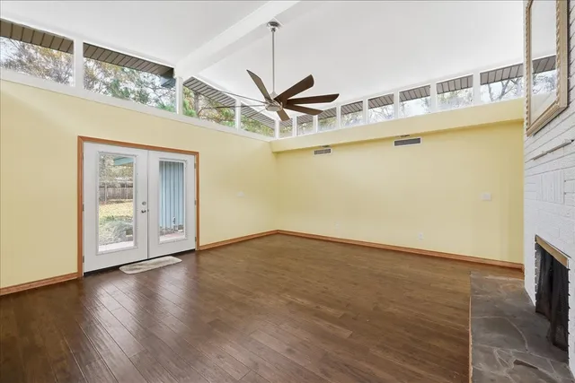 $229,900 | 3042 Parish Cemetery Road, Orange, TX 77632