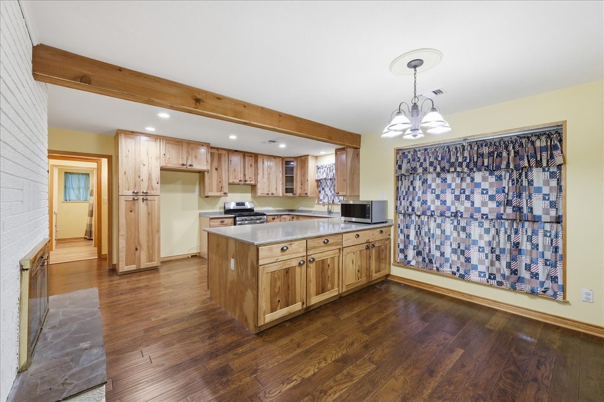 3042 Parish Cemetery Road Orange, TX 77632 - Photo 8 of 29