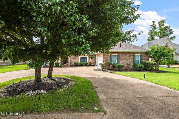 $370,000 | 108 Merlot Cove, Clinton, MS 39056