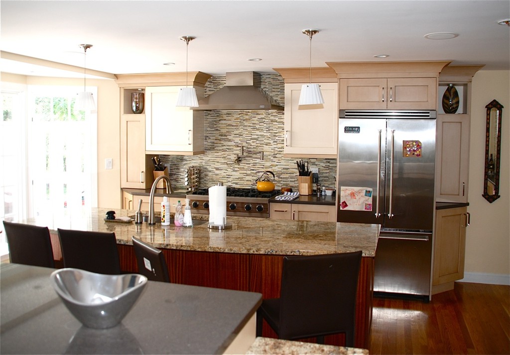 171 Dorset Road Newton, MA 02468 - Photo 4 of 22