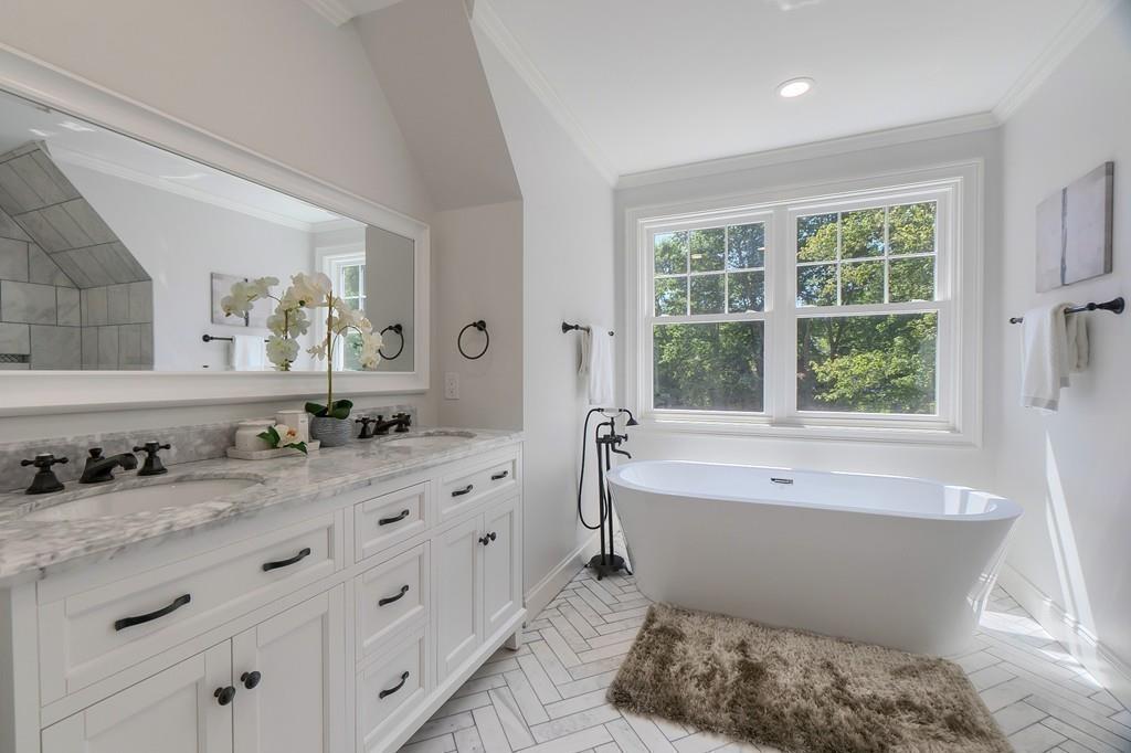 3 Woodholm Road Manchester, MA 01944 - Photo 19 of 31 Gallery Image 19