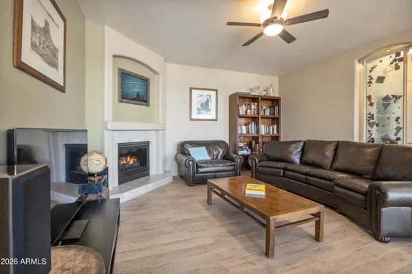 $869,900 | 2716 East Evans Drive, Phoenix, AZ 85032