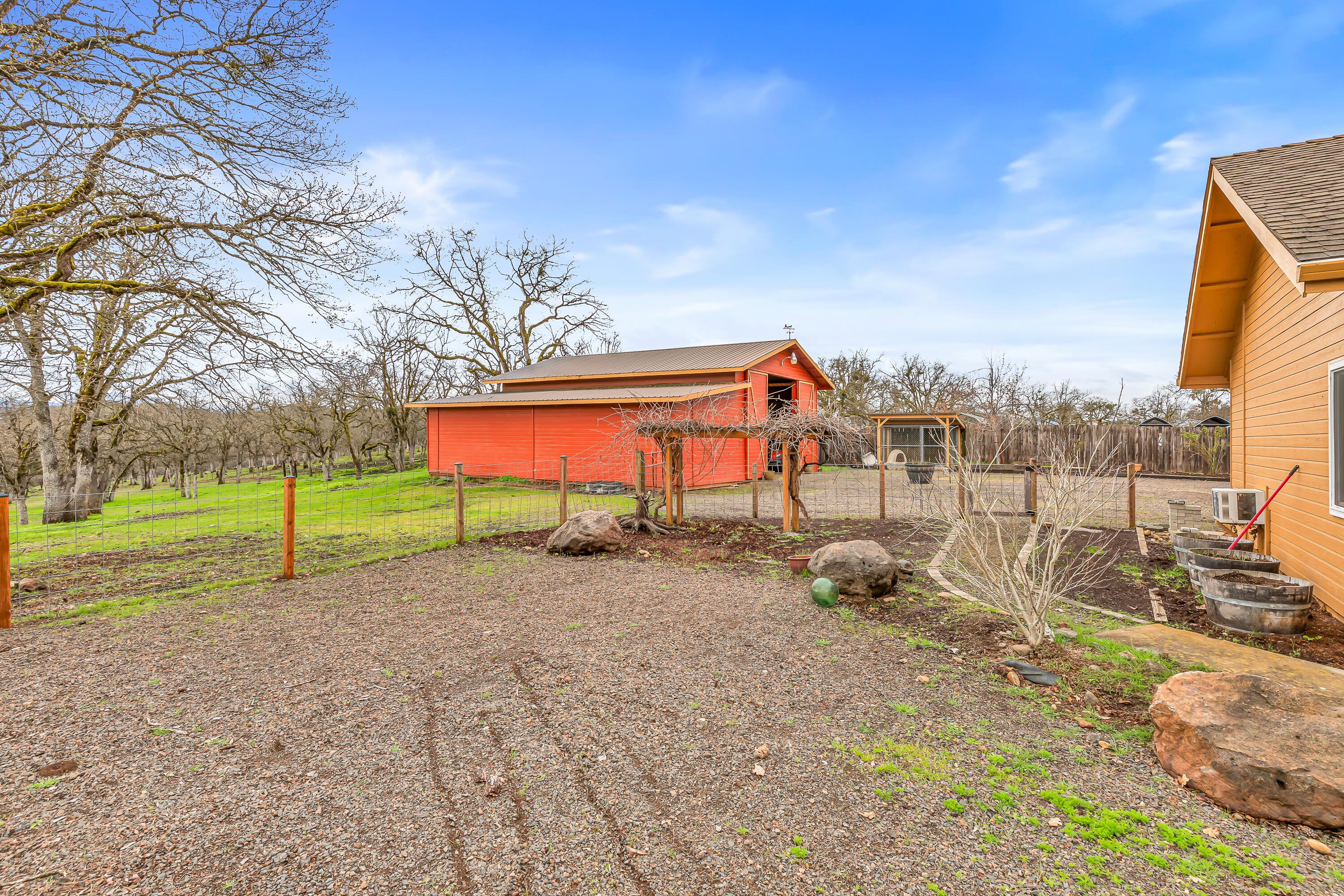 446 Ayres Road Eagle Point, OR 97524 - Photo 45 of 59 45
