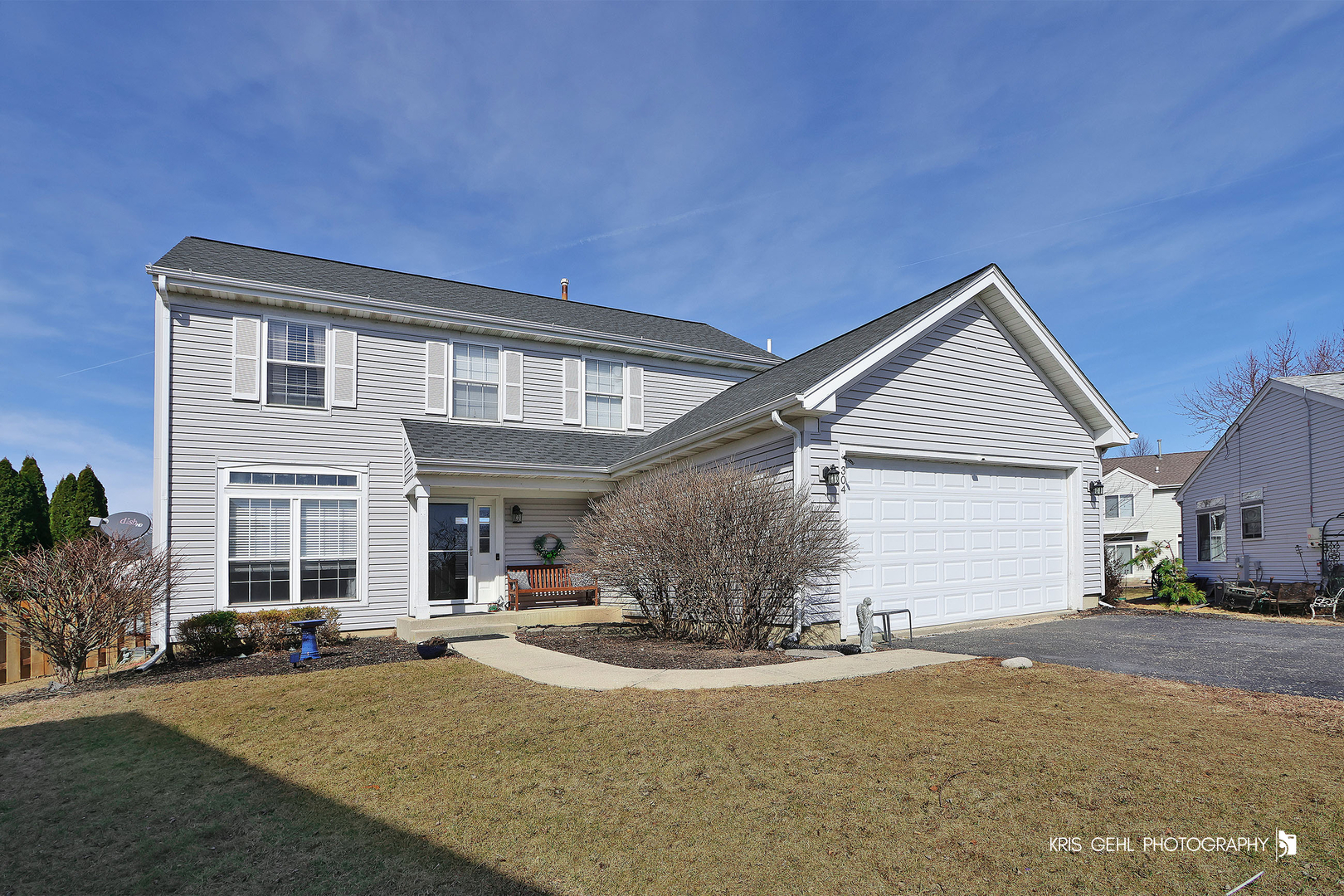 304 West Applegate Court Round Lake, IL 60073 - Photo 2 of 32