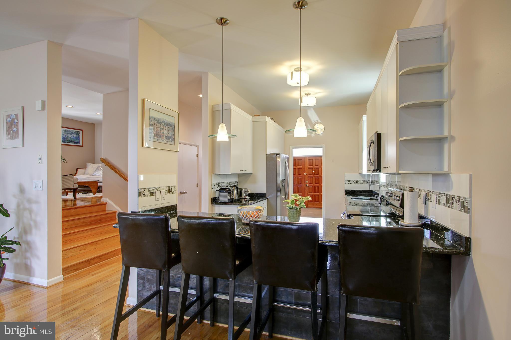 Open Kitchen with breakfast bar