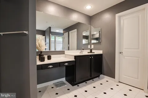 $869,000 | 13137 Clarksburg Square Road, Clarksburg, MD 20871