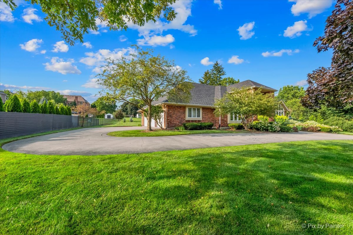 223 Broker Road Bloomingdale, IL 60157 - Photo 3 of 49 Gallery Image 3