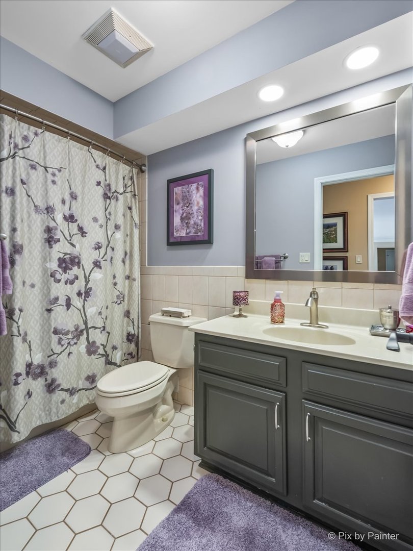 223 Broker Road Bloomingdale, IL 60157 - Photo 35 of 49 Gallery Image 35
