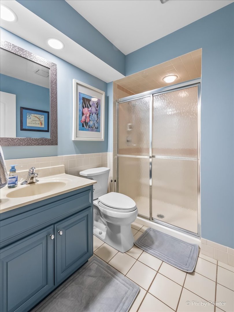 223 Broker Road Bloomingdale, IL 60157 - Photo 36 of 49 Gallery Image 36