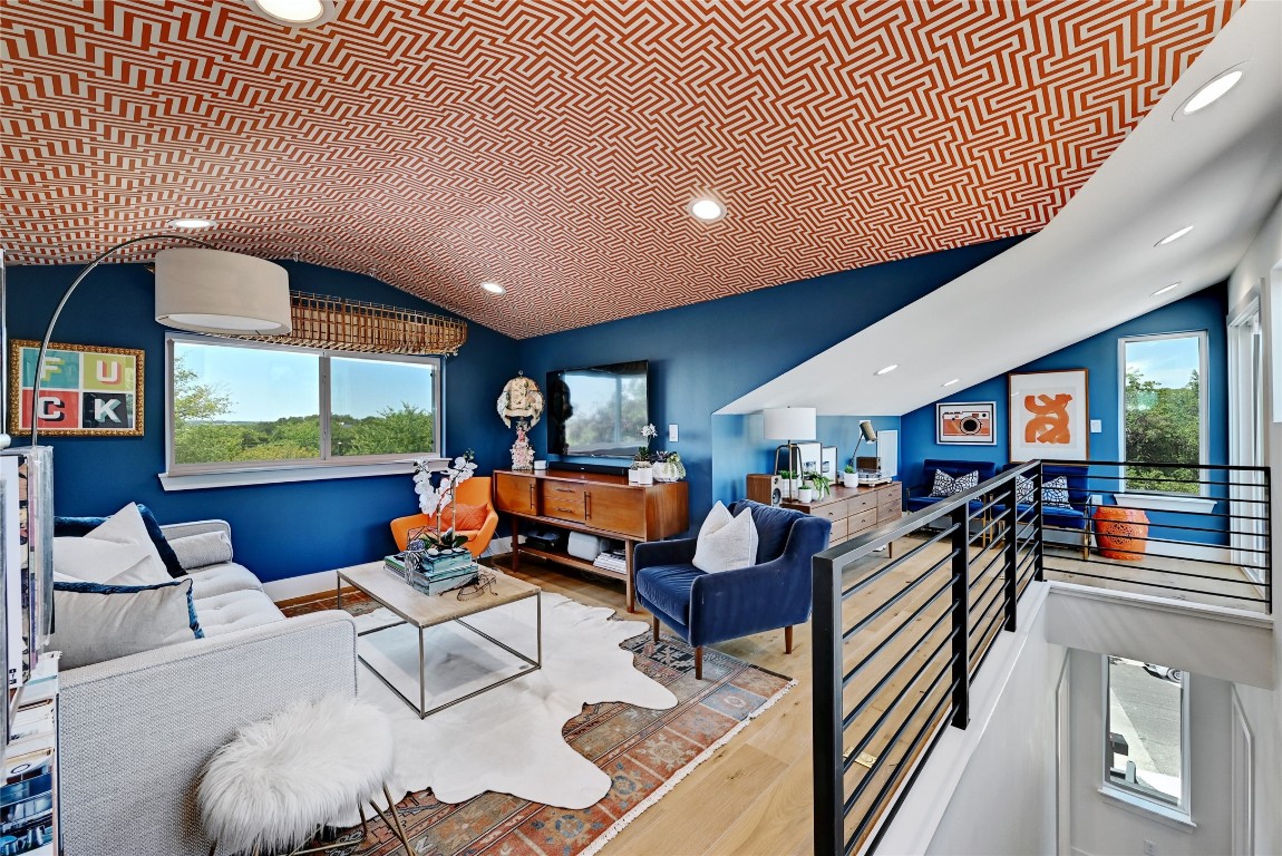 2909 Kuhlman Avenue, Unit 1 Austin, TX 78702 - Photo 28 of 40 an outdoor living and dining room