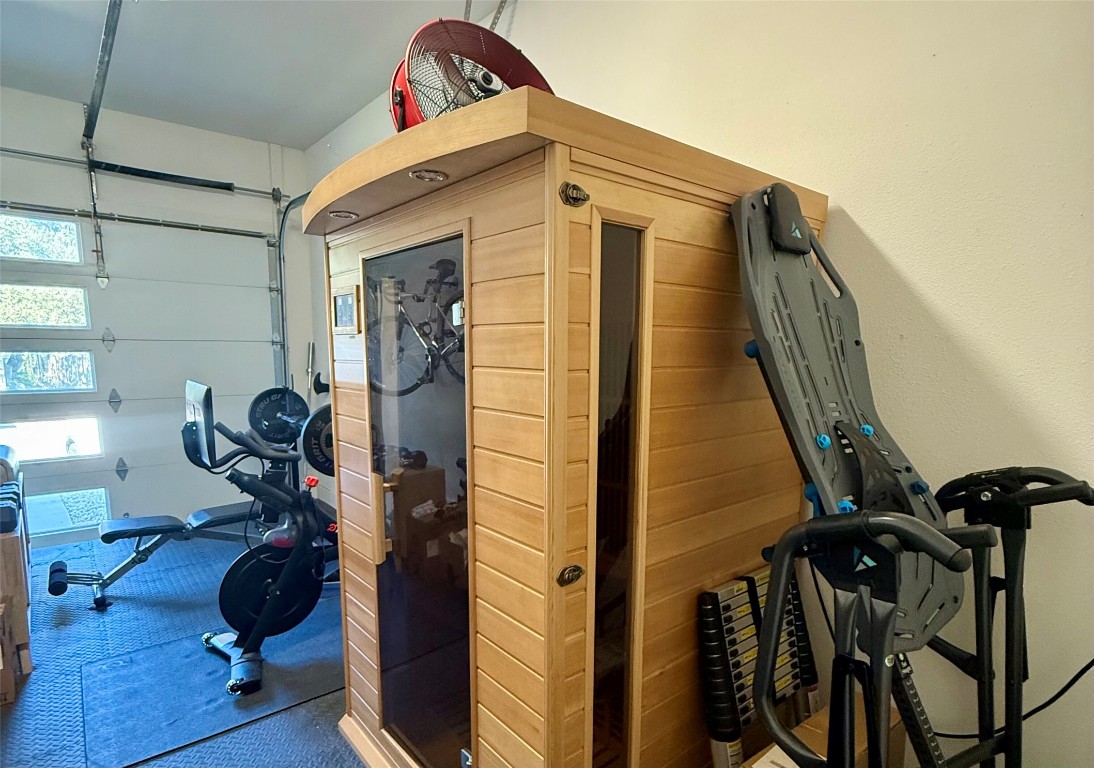 2909 Kuhlman Avenue, Unit 1 Austin, TX 78702 - Photo 40 of 40 a view of a hallway with wooden floor