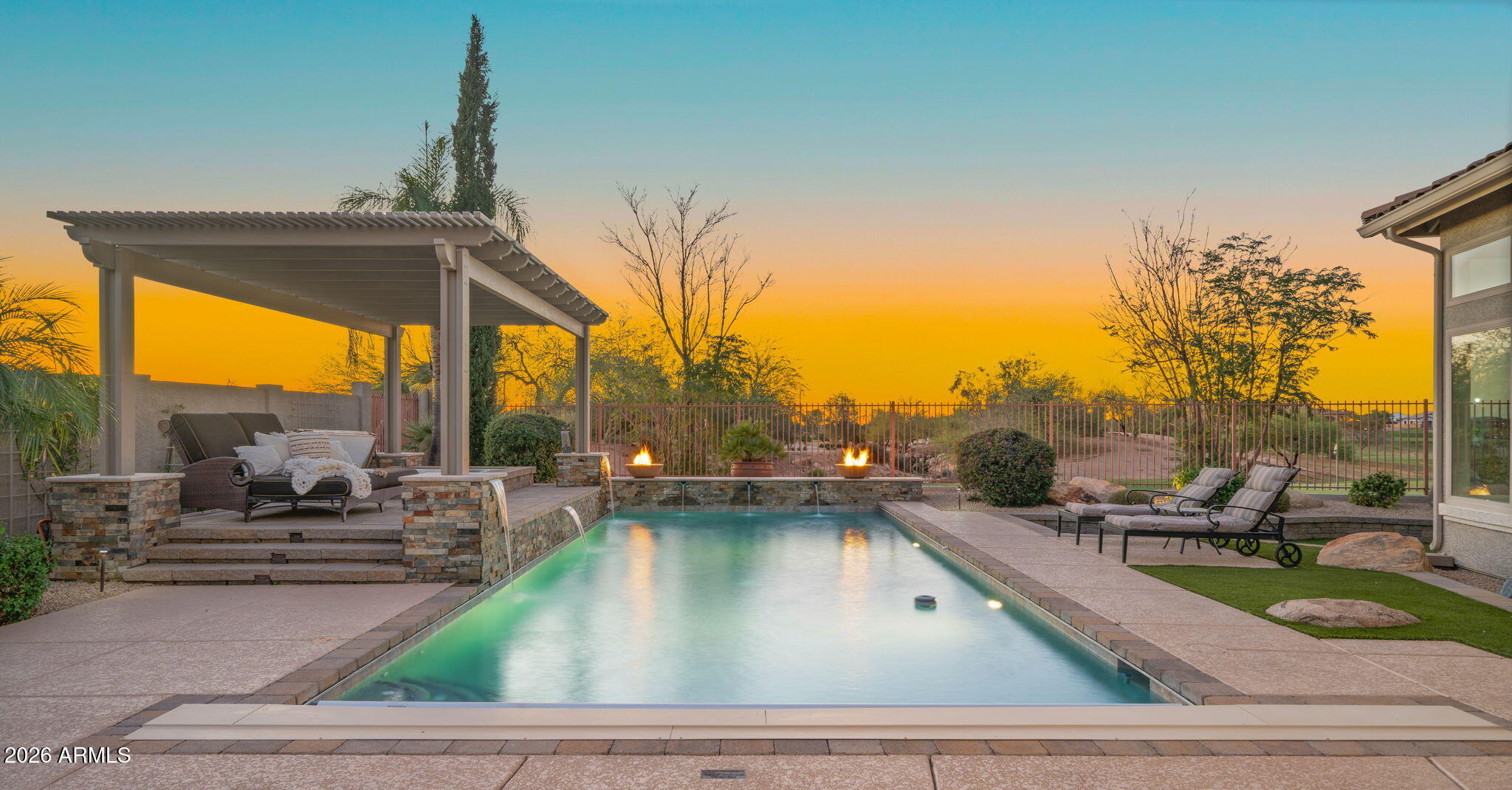 4052 East Clubview Drive Gilbert, AZ 85298 - Photo 12 of 91 76-web-or-mls-TWILIGHT14