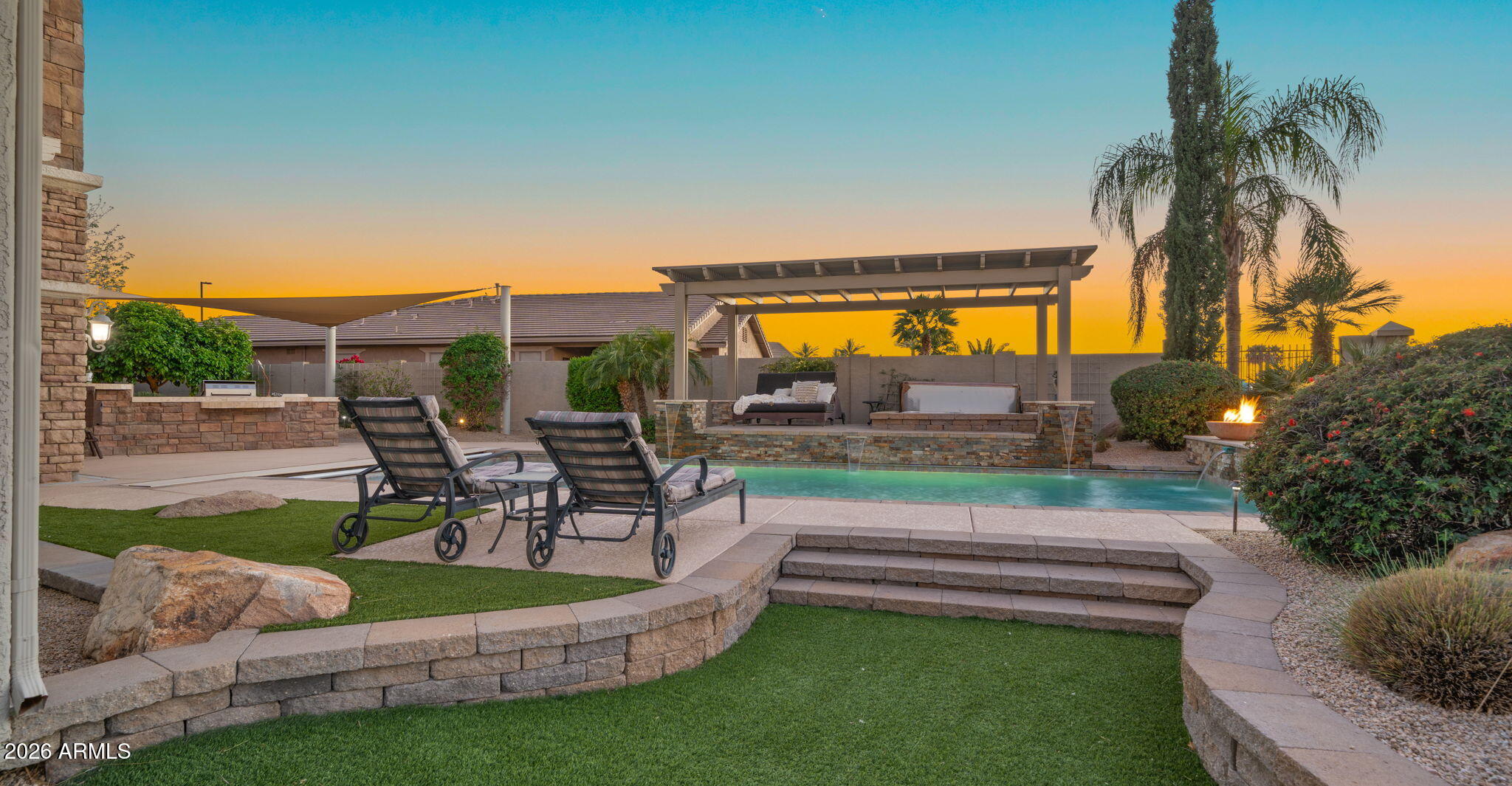 4052 East Clubview Drive Gilbert, AZ 85298 - Photo 16 of 91 73-web-or-mls-TWILIGHT12