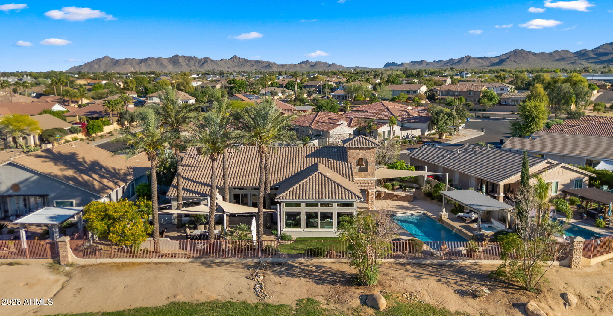 4052 East Clubview Drive Gilbert, AZ 85298 - Photo 69 of 91 87-web-or-mls-DRONE12