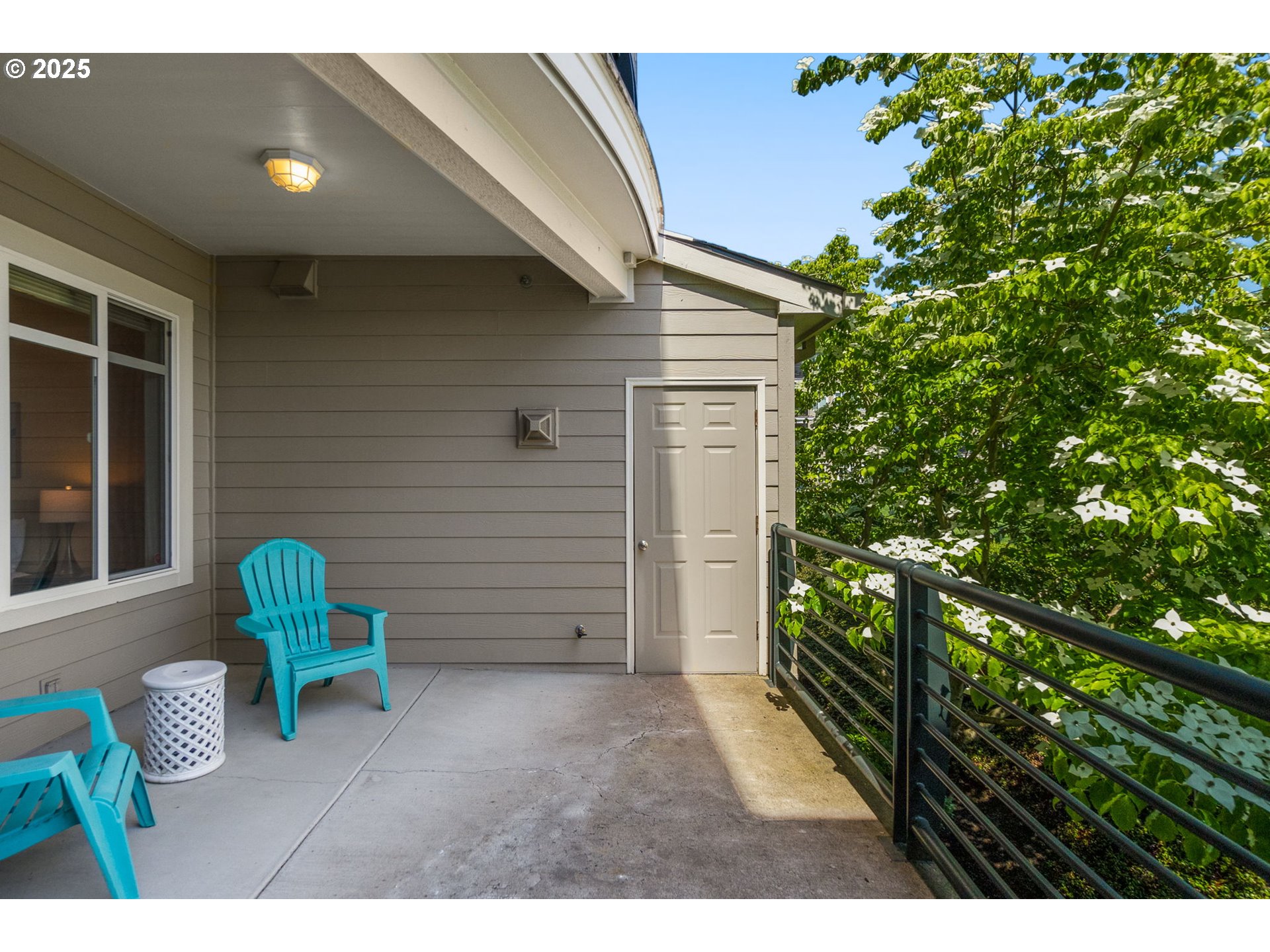 4873 Northwest Promenade Terrace, Unit 122 Portland, OR 97229 - Photo 25 of 38 Patio