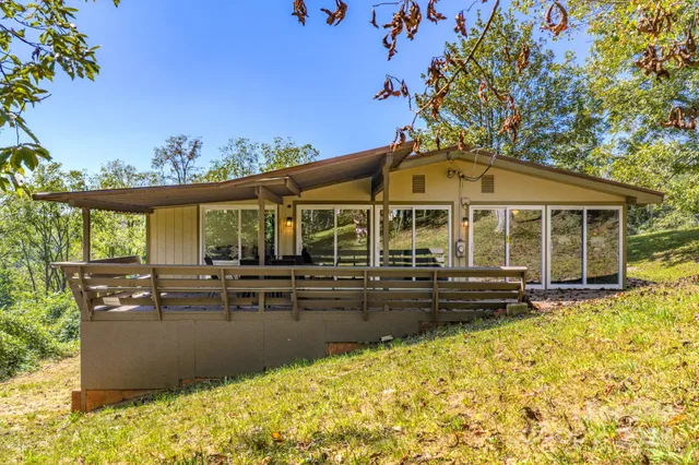 $475,000 | 22 Mulberry Street, Worcester, MA 01605