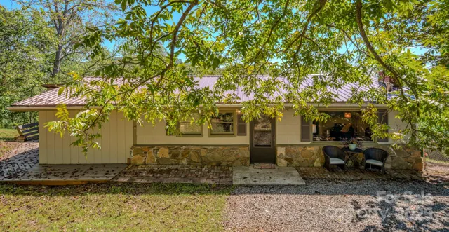 $475,000 | 22 Mulberry Street, Worcester, MA 01605