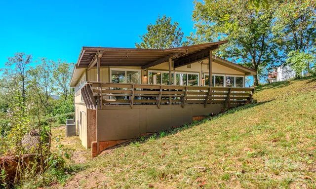 $475,000 | 22 Mulberry Street, Worcester, MA 01605